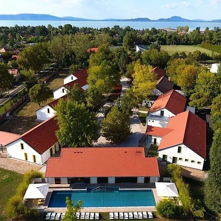 Hubertus Hof Resort Balatonfenyves