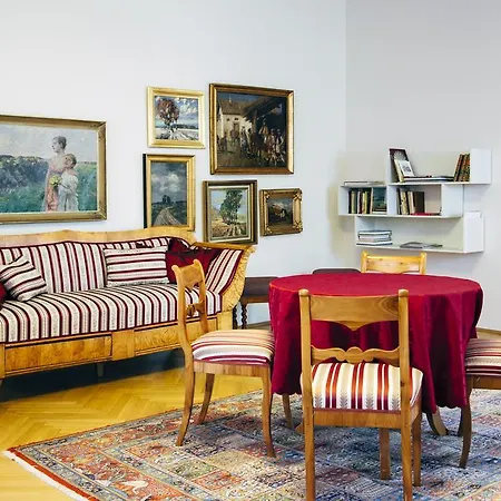 Hubertus Hof بالاتونفينيفيس